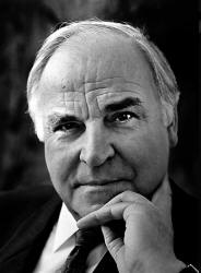 Helmut Kohl - pracownik firmy BASF promowany do stanowiska Kanclerza Niemiec
